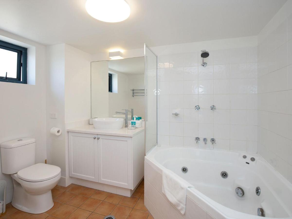 Calypso Plaza Unit 462 *